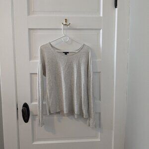 Gap light weight white sweater